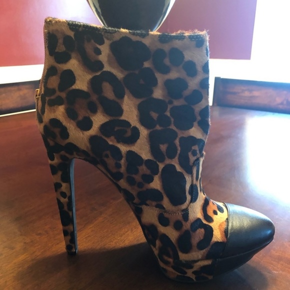 jessica simpson leopard boots